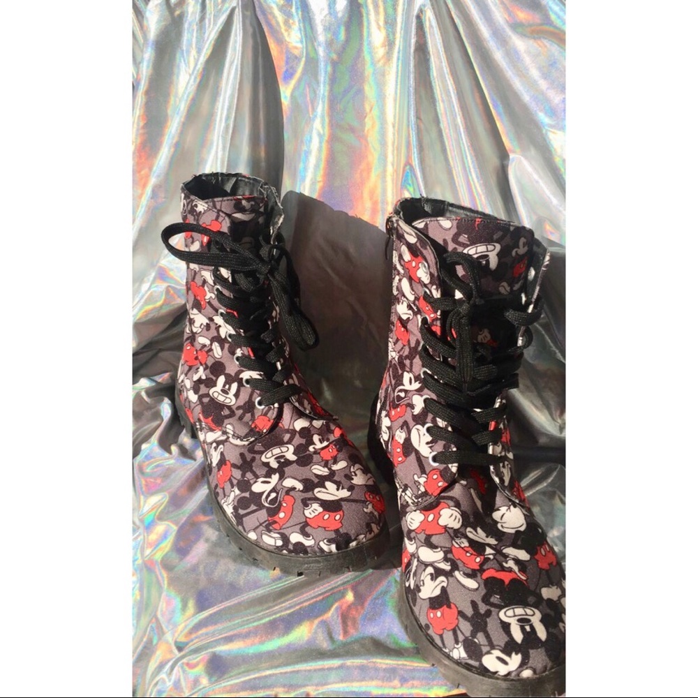 Adult Mickey Mouse Disney Boots- mens 8/womens 10